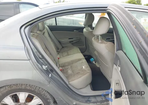 2009 Honda Accord 2.4 Ex-L z USA, uszkodzony, nr VIN 1HGCP26809A107687